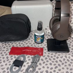 Beats studio pros 