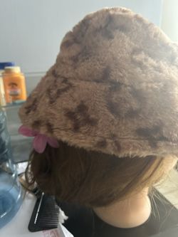 Gorrita Bucket $25