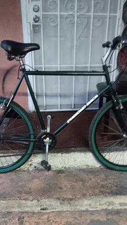 Retro Diamond Back Mountain Bike Large Cro=moly Frame All Original No Problems Shimano Alivio Components