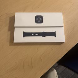 Apple Watch SE (Gen 2) midnight 