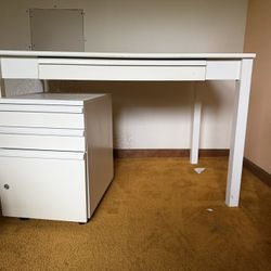 Desk & Filing Cabinet 