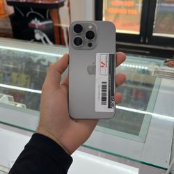 iPhone 16 Pro 128GB (Unlocked)