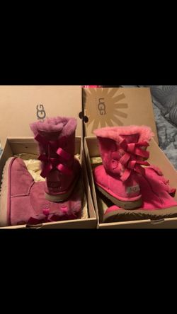 Uggs / little Girls size 3 $70 each pair : great condition pick up only
