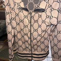  Jacket size 6/7 childrens 