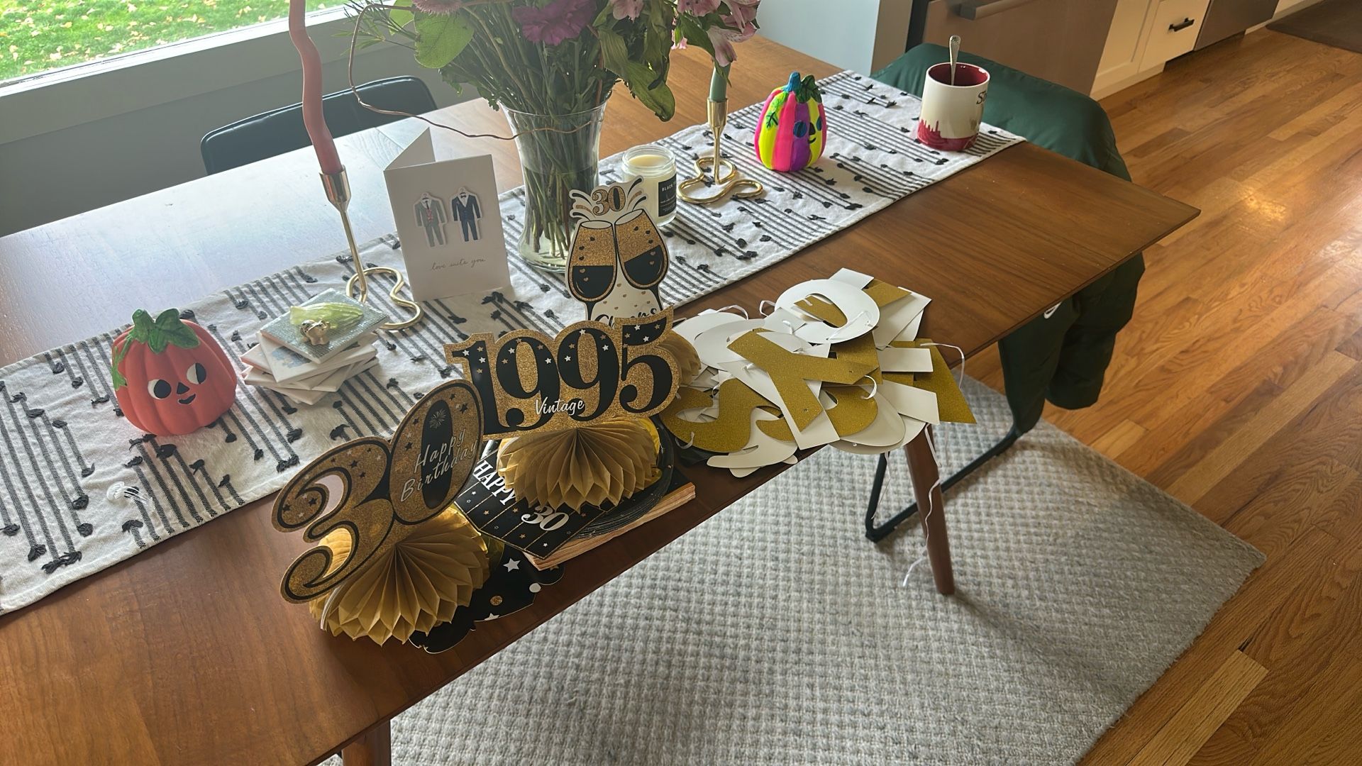 Free 30th Birthday Decorations
