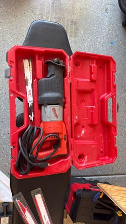 Milwaukee Corded Reciprocating Saw with Case