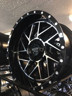 Moto metal MO 985 20x10 Blk/Machine wheel/Tire package!! Se habla español 💥🔥