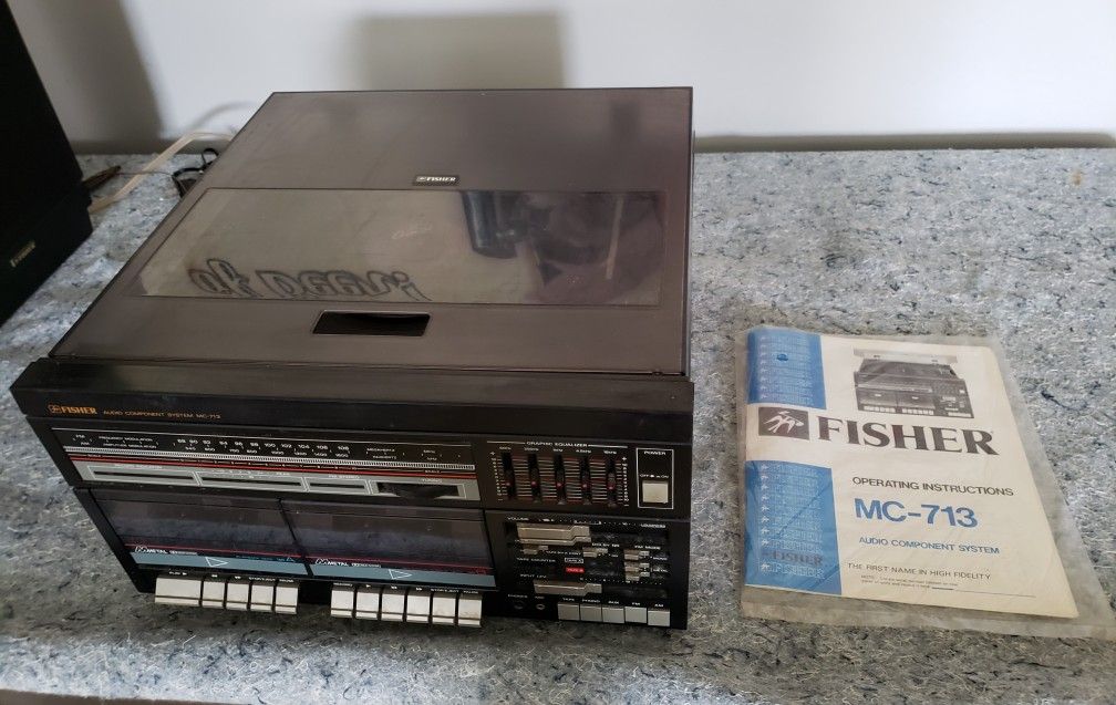 Fisher MC-713 Audio System AM / FM / Turn Table / Dual Casette