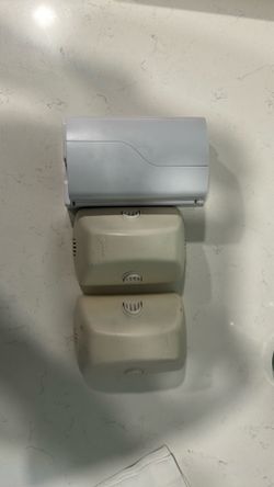 Outlet protectors