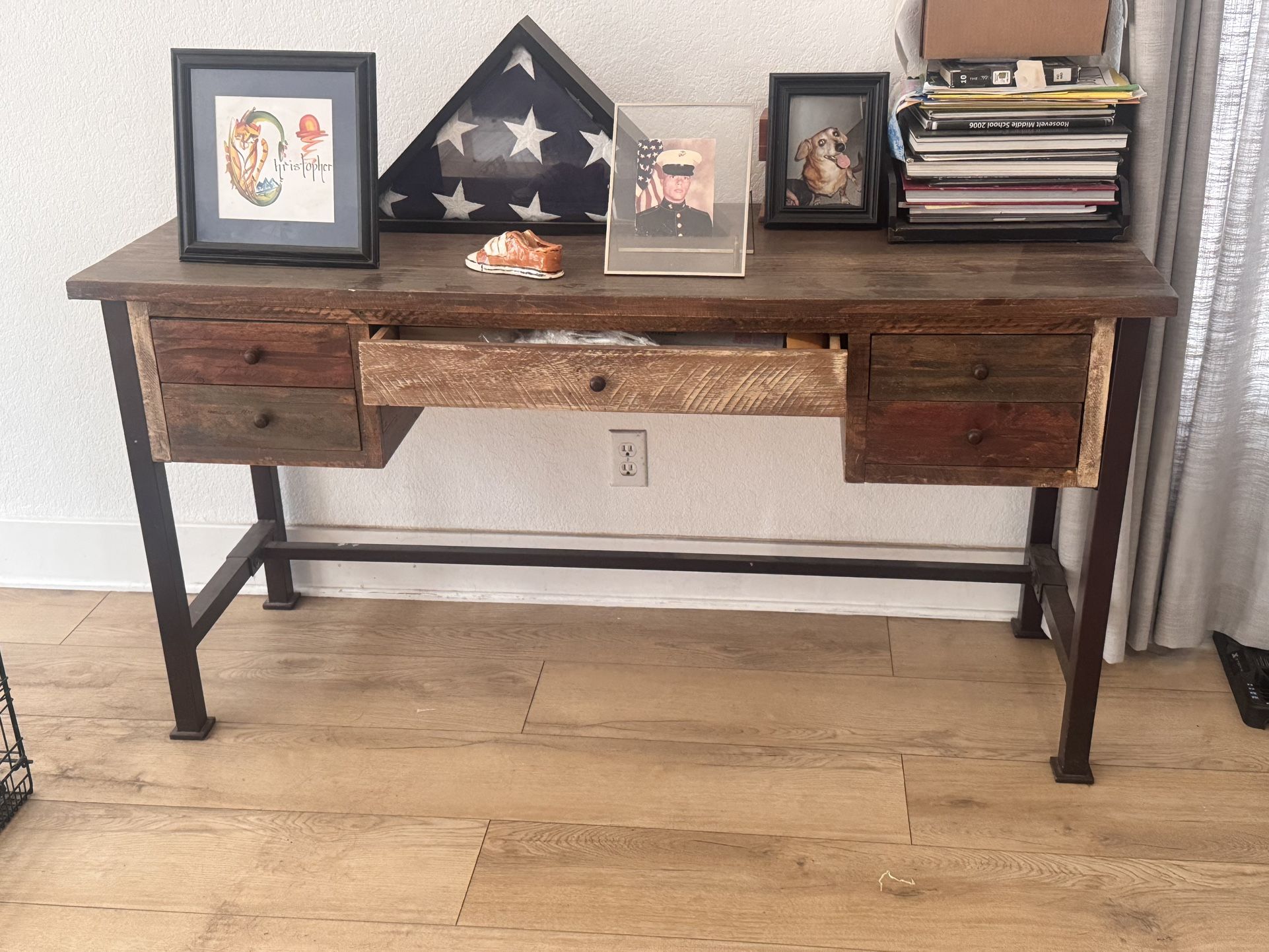For Sale Desk
