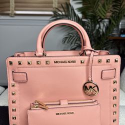 MICHAEL KORS HOPE SATCHEL