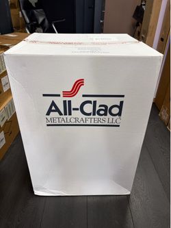 All clad 15 piece copper pot and pan set msrp $2300 brand new