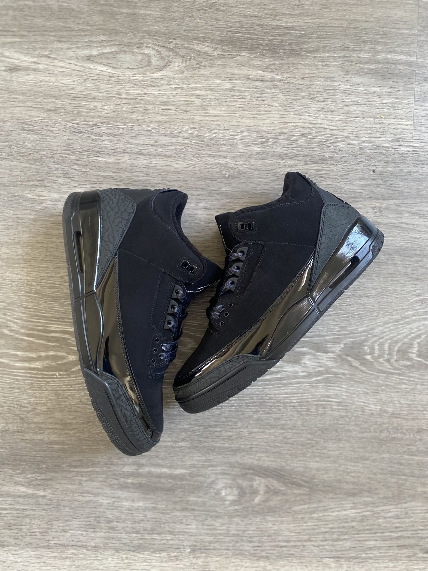 Jordan 3 Black Cat