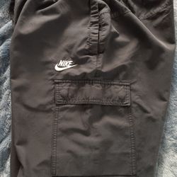 Men's Nike Sportswear Woven Unlined Utility Cargo Pants 