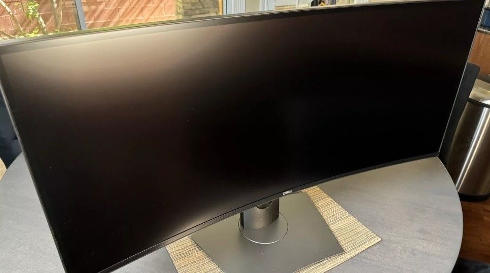 Dell Ultrawide Curved Monitor