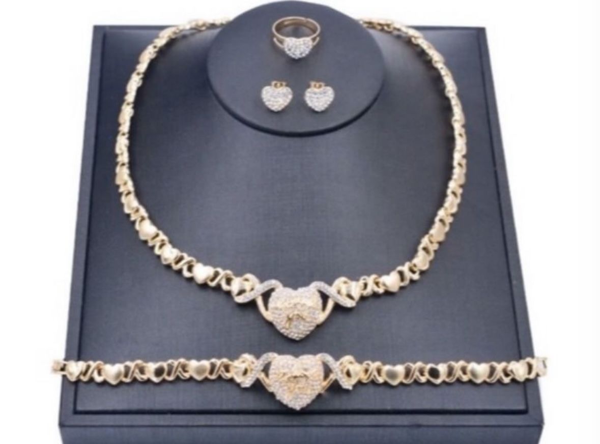 24K Gold Plated Hearts Jewelry Set