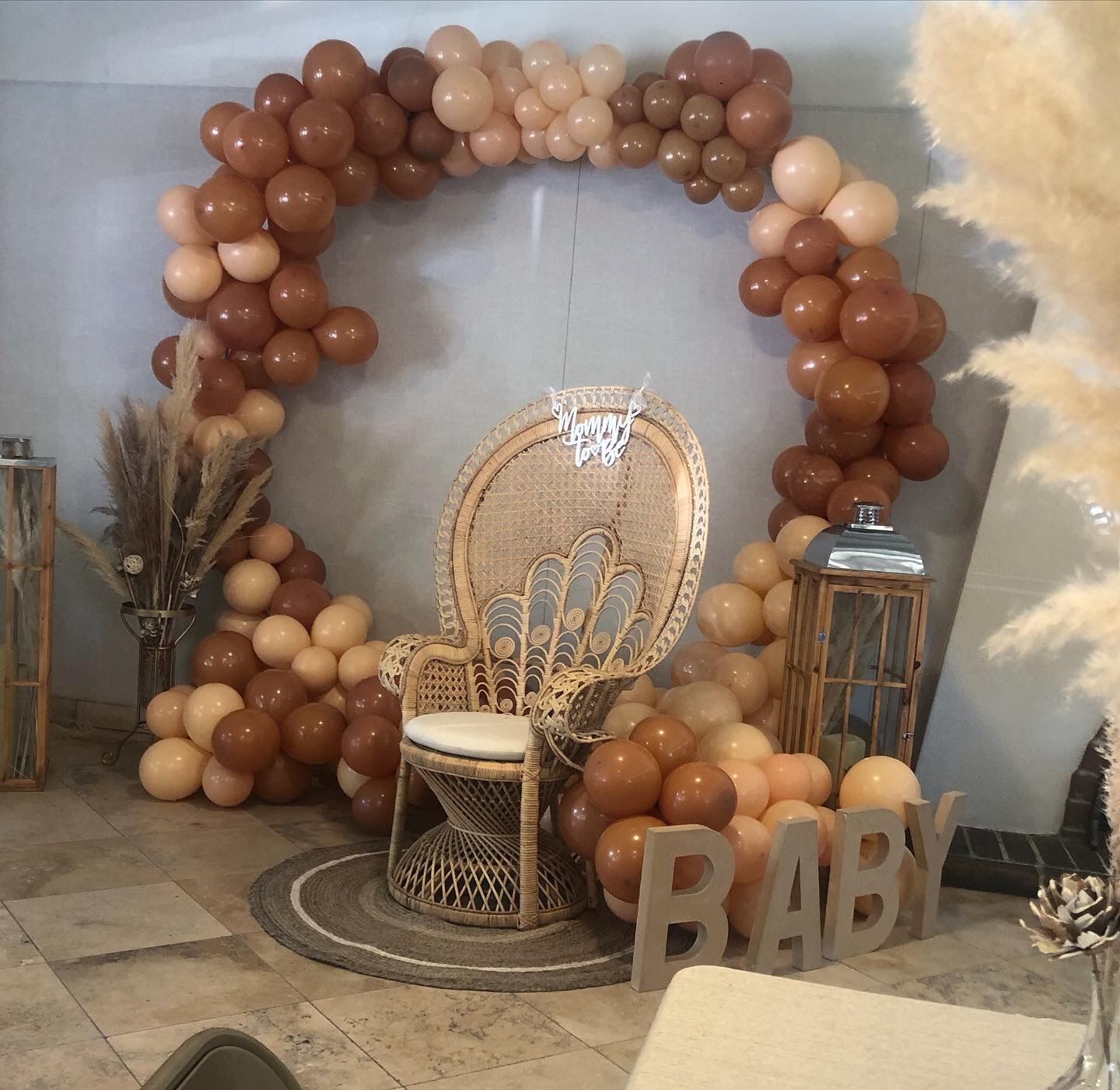 Balloon Arch & Custom Welcome Sign , Peacock Chair