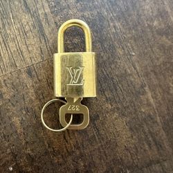 Louis Vuitton lock & key
