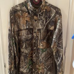 Men’s Medium Shirt 