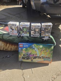 Random Pop & Beatles, Legos $100 Obo