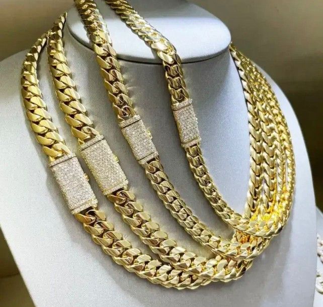 Necklaces also Have Matching Bracelets