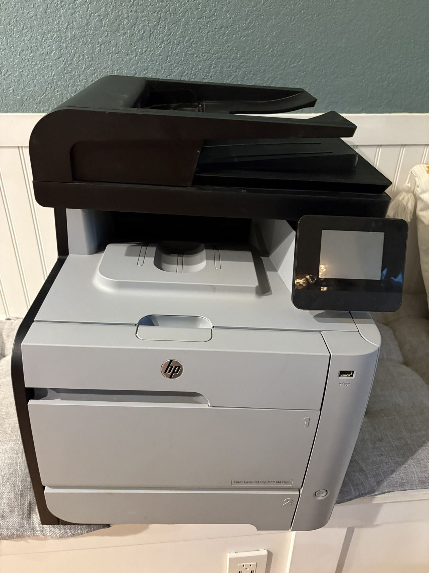 HP COLOR LASERJET PRO MFP M476DN