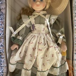 NEW in Box Kingstate Collectible Porcelain Doll “Jill”