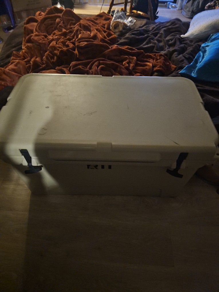 Rtic Cooler 