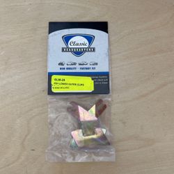 Front lower outer clips for windshield molding