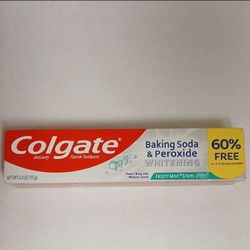 Colgate 4oz Baking Soda & Peroxide Flouride Toothpaste
