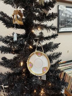 Limoges Plate Ornament W/wall Hanger