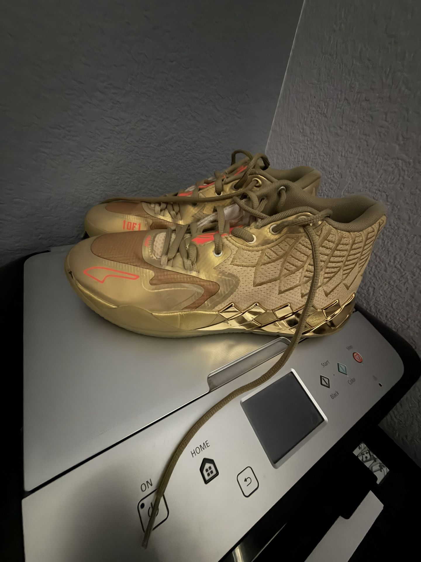 Melo MB. 01 Golden Child Puma Basketball Size 10.5