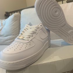  Air Force 1 Low – Triple White 🤍 (Men’s)