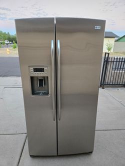 Refrigerator GE Stainless Steel