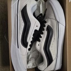 Vans Knu SCHOOL Mens Size 9 New In The Box 