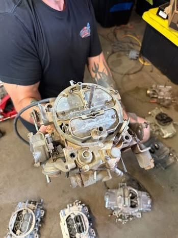 Rochester Quadrajet 4-Barrel Carburetor 1(contact info removed) – Chevy 350/305