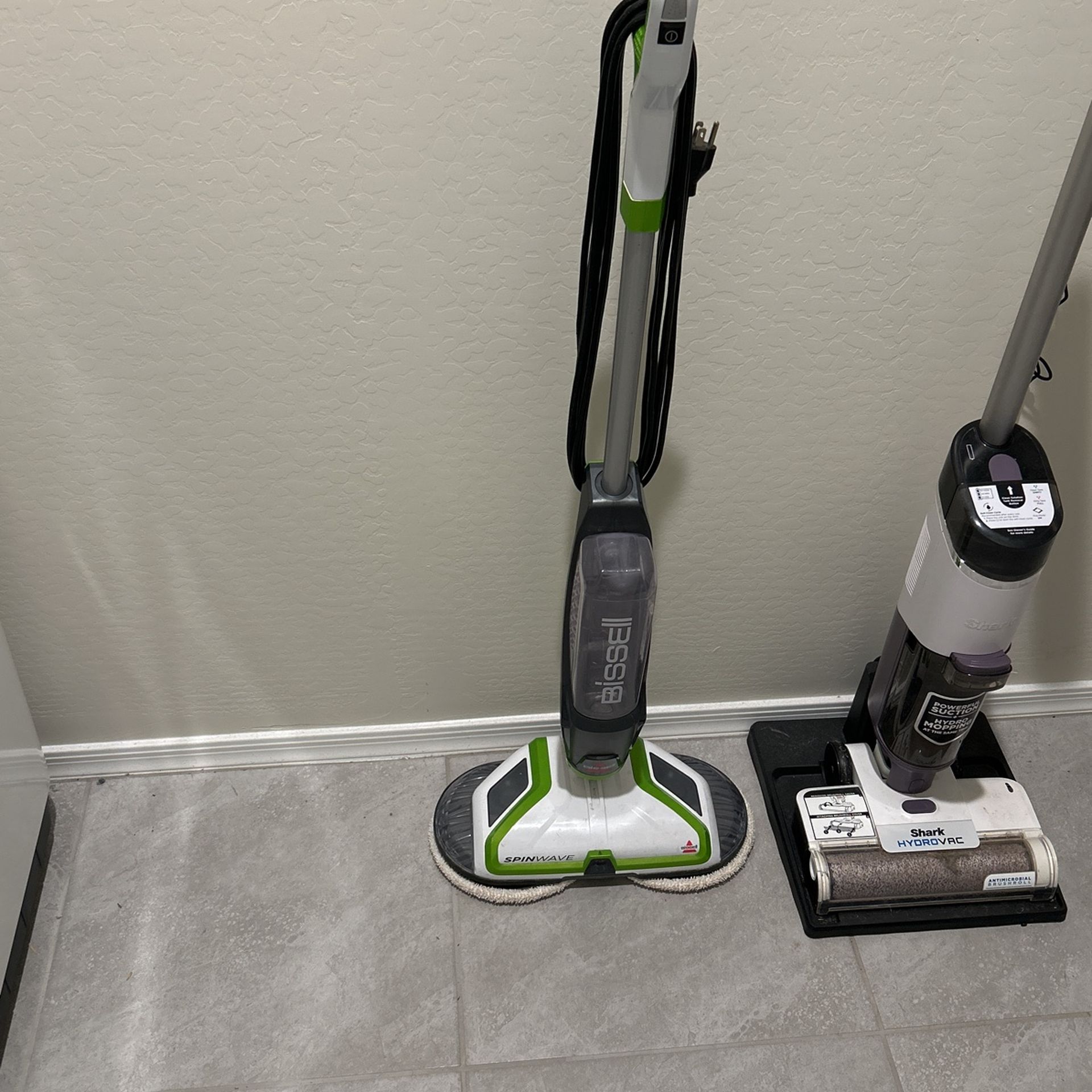 Hardwood Floor Scrubber And New Pads