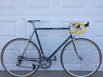 Raleigh Super Course Road Bike 23.5in 60cm for Sale in Denver