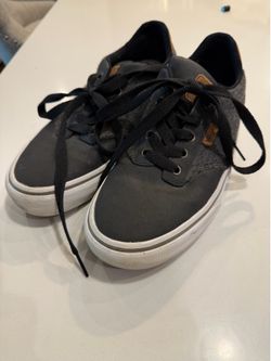 Vans Men’s Black Casual Sneaker, size 8
