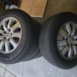 4 Tires with Rims for 2005 Honda Odyssey With Additional Spare Tire