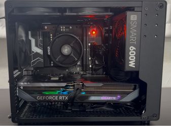 Gaming PC - 7800X3D / RTX 5070 / DDR5 16GB  / 1TB NVME