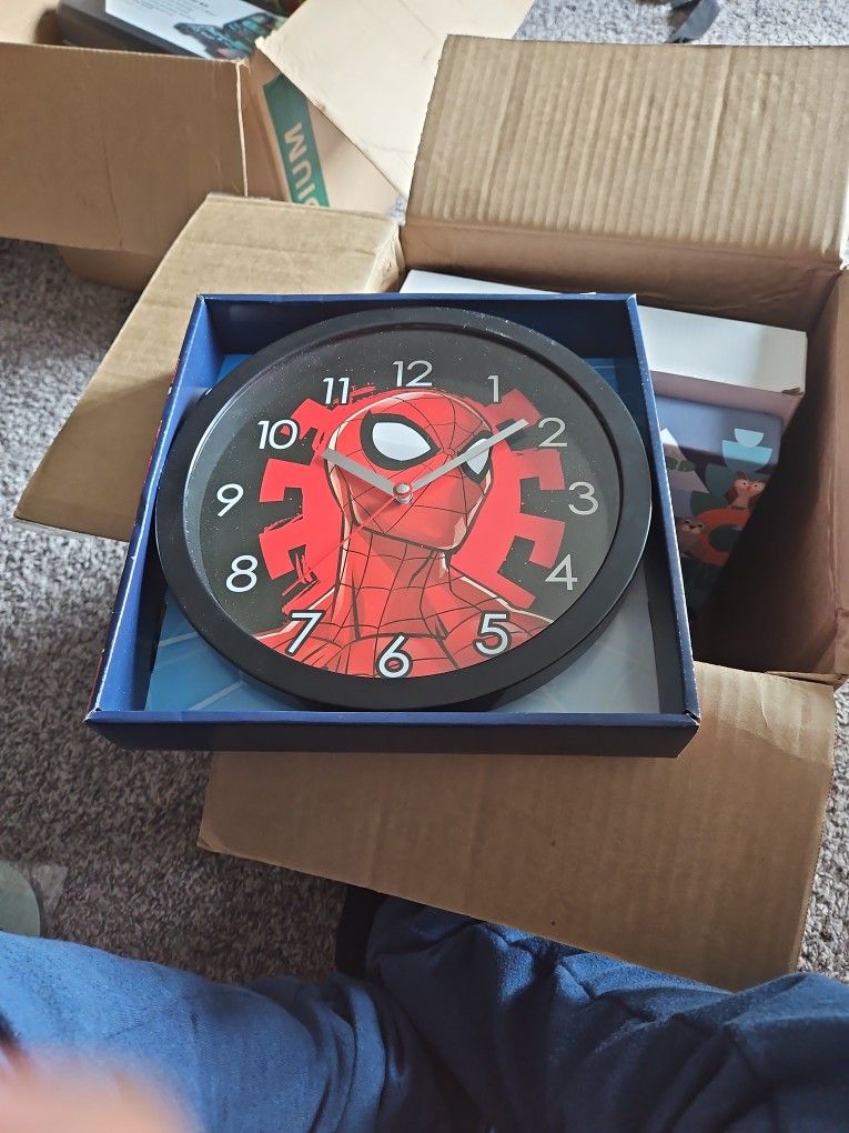 Spiderman Clock