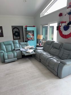 Couch for pick up