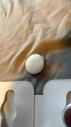 AirTags Sealed