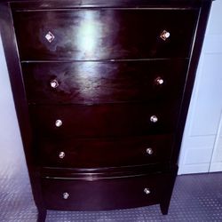 Dark Wood 5-Drawer Dresser – $65 (Pick Up Only)