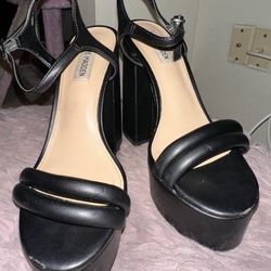 Steve Madden Black Heels