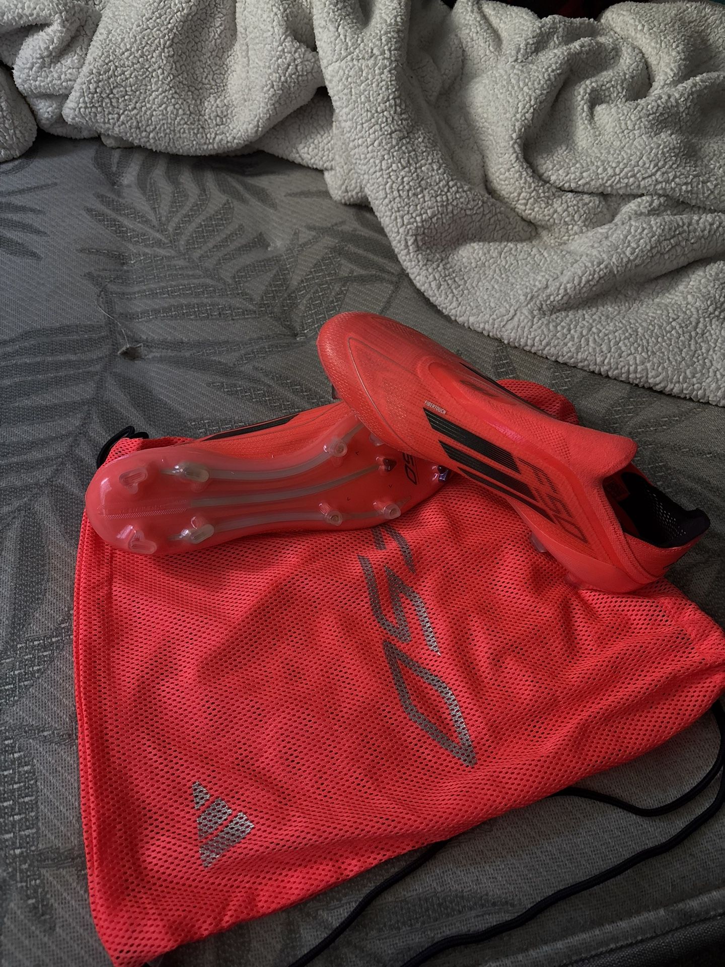 Adidas F50