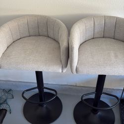 Bar Stools 