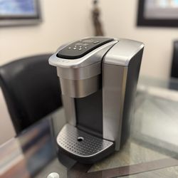 Keurig Coffee Maker - excellent condition