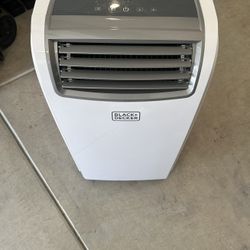 Black And Decker AC Unit 